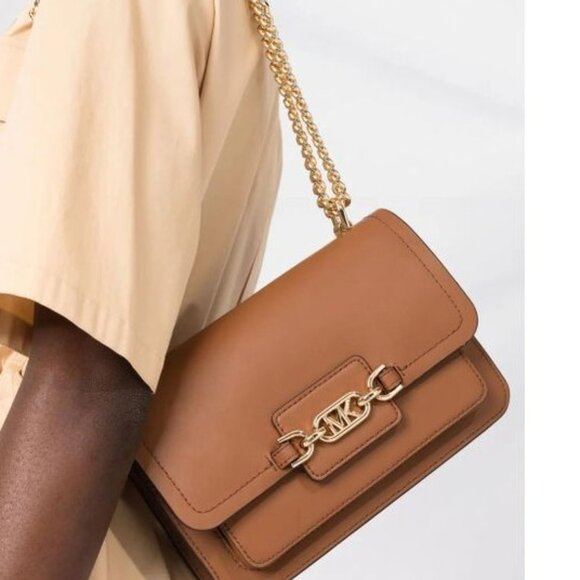 Live Show TONIGHT🎉LAST CHANCE🎁 Enter to WIN- MK Crossbody Bag NWT - Picture 5 of 16